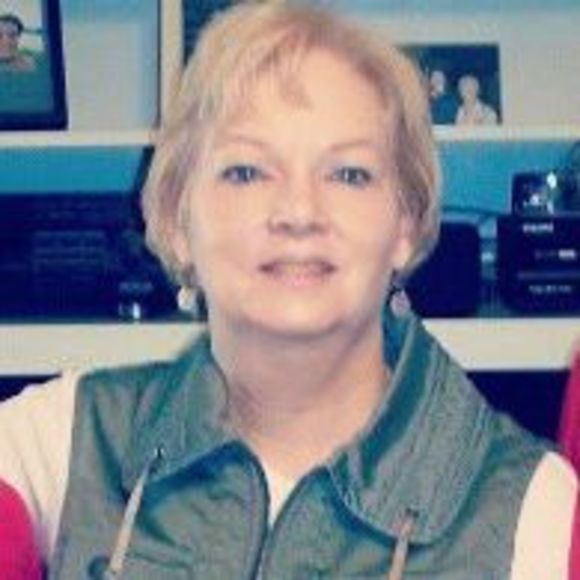 Meet your Posher, Nicki - Picture 1 of 1